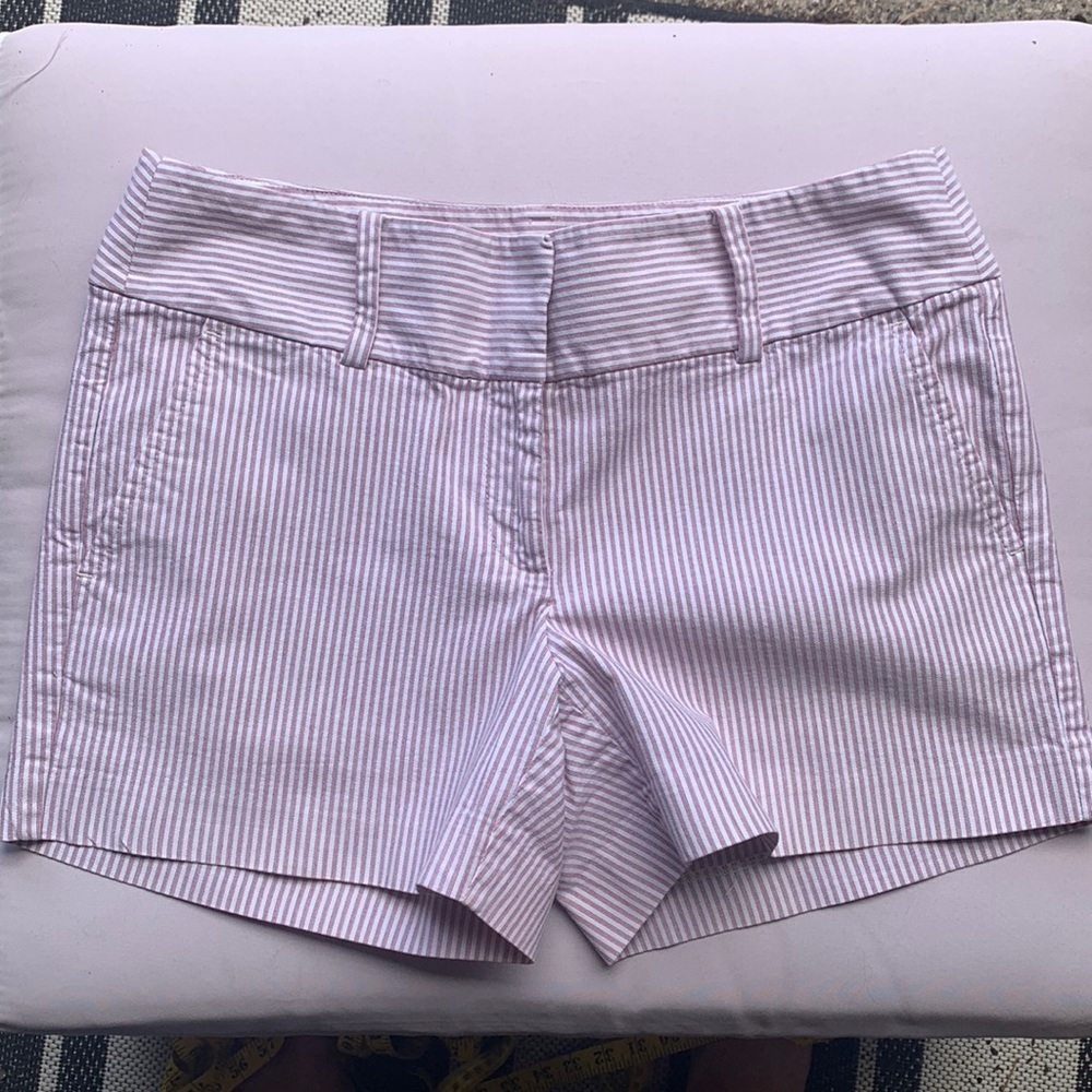 Ann Taylor size 6 red pin striped shorts